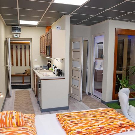 Aparthotel E 14 Berekfürdő Exterior foto